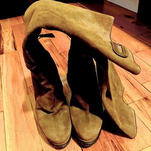 Longcamp knee-high suede boots. Size 6